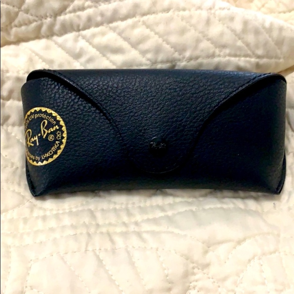 Ray-Ban case